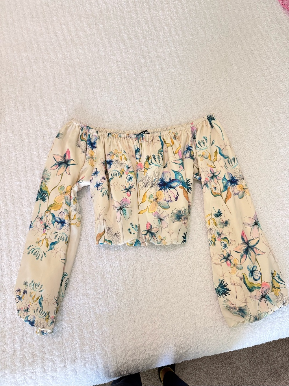 Steve Madden Cream Off-Shoulder Floral Blouse